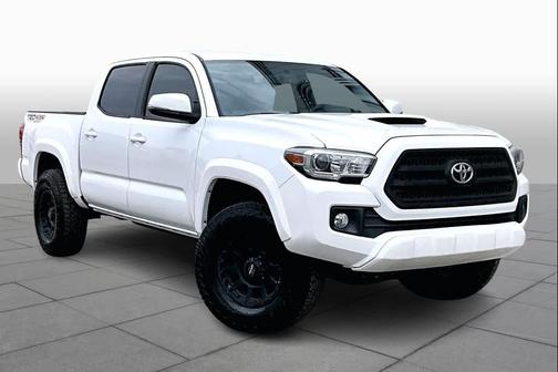 2017 Toyota Tacoma TRD Sport