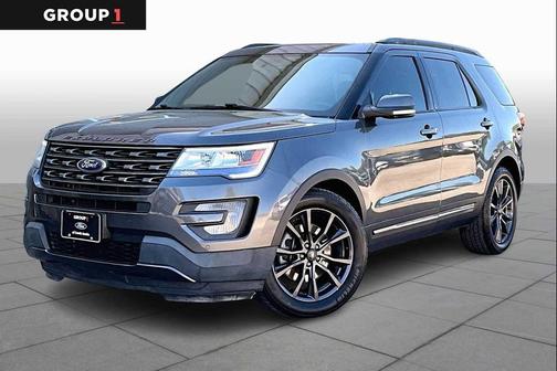 Magnetic Metallic 2017 Ford Explorer XLT