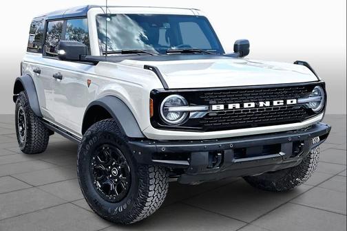 Desert Sand 2025 Ford Bronco Badlands