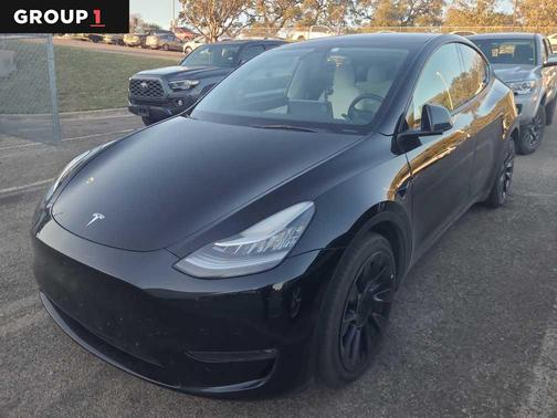 2022 Tesla Model Y Long Range Dual Motor All-Wheel Drive