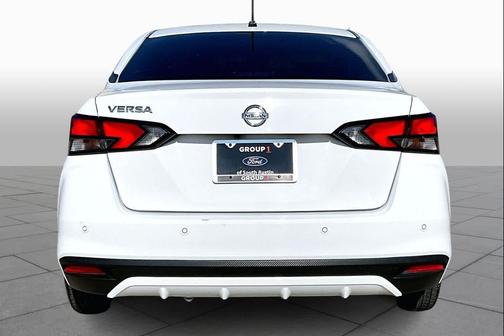 2021 Nissan Versa 1.6 S