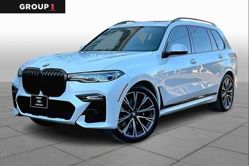 2022 BMW X7 M50i