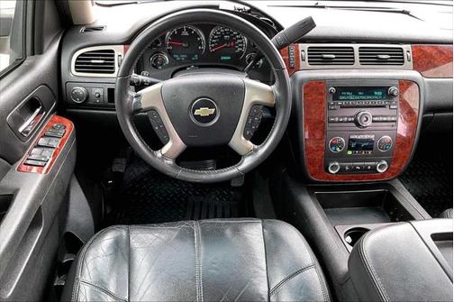2011 Chevrolet Suburban 1500 LT