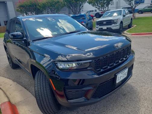2023 Jeep Grand Cherokee Altitude