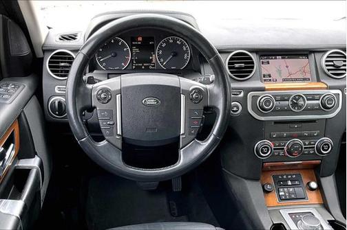 2016 Land Rover LR4 Base