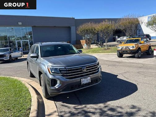 2024 Volkswagen Atlas 2.0T SE w/Technology 4MOTION