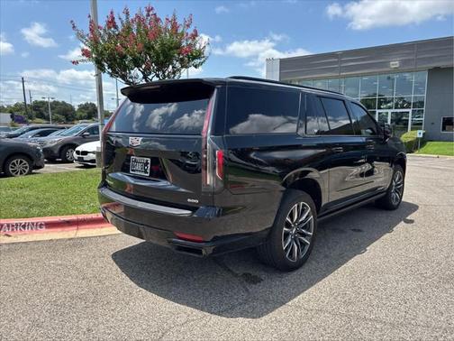 2023 Cadillac Escalade ESV Sport Platinum
