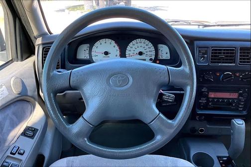 2002 Toyota Tacoma Xtracab