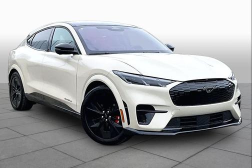 Desert Sand 2025 Ford Mustang Mach-E GT
