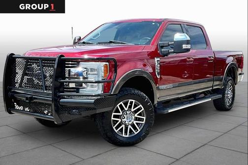 Ruby Red Metallic Clearcoat/Caribou 2017 Ford F-350 Lariat