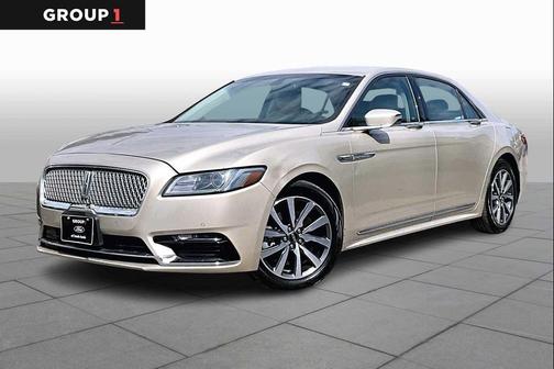 2017 Lincoln Continental Premiere