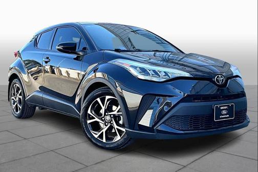 2022 Toyota C-HR XLE