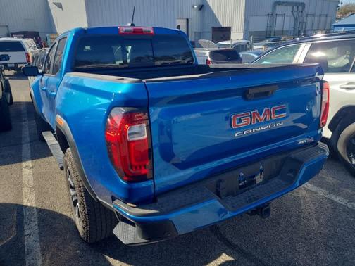 2024 GMC Canyon AT4