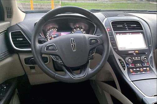 2017 Lincoln MKX Select