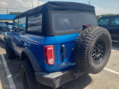 2022 Ford Bronco Base