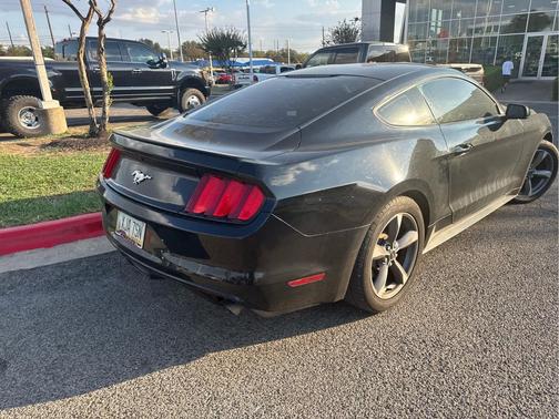 2017 Ford Mustang EcoBoost