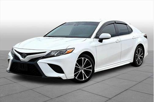 2019 Toyota Camry SE