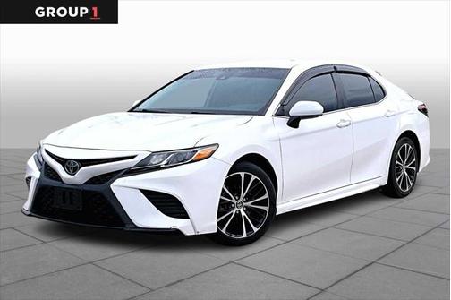 2019 Toyota Camry SE