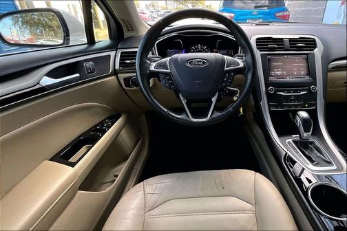 2013 Ford Fusion Energi SE Luxury