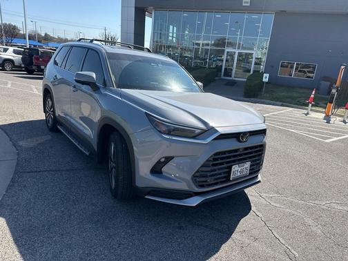 2026 Toyota Grand Highlander Hybrid Platinum MAX