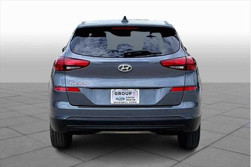 2021 Hyundai TUCSON SE
