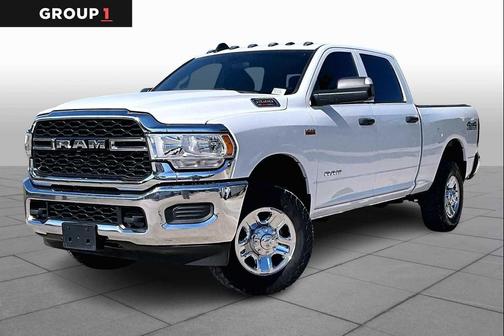 2021 RAM 2500 Tradesman Crew Cab 4x4 6'4' Box