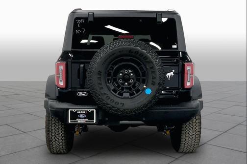 Shadow Black 2026 Ford Bronco Badlands