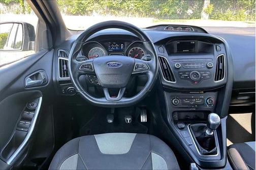 2018 Ford Focus ST ST