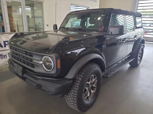 2021 Ford Bronco Base