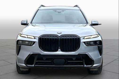 Skyscraper Grey Metallic 2023 BMW X7 xDrive40i