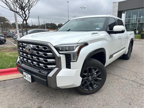 2025 Toyota Tundra Hybrid Platinum