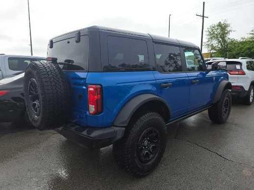 Velocity Blue Metallic 2025 Ford Bronco Big Bend