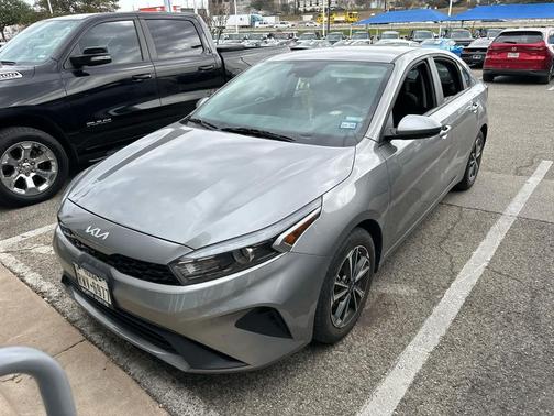 2022 Kia Forte LXS