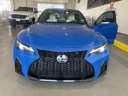 2022 Lexus IS 350 Base