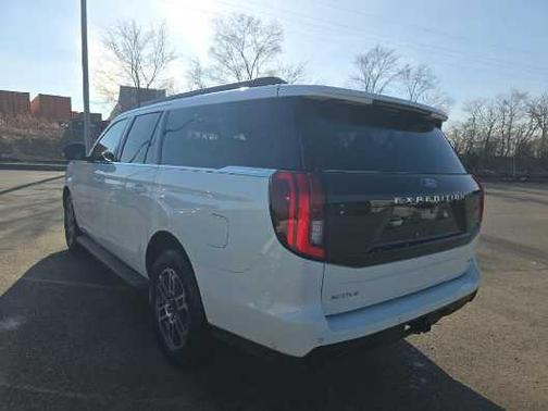 2025 Ford Expedition Max Active 4x4