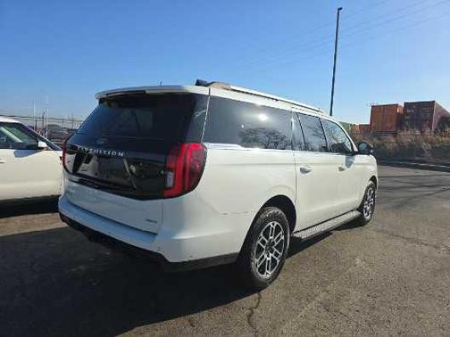 2025 Ford Expedition Max Active 4x4