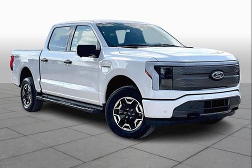 2023 Ford F-150 Lightning XLT
