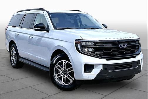 Space Silver Metallic 2025 Ford Expedition Active