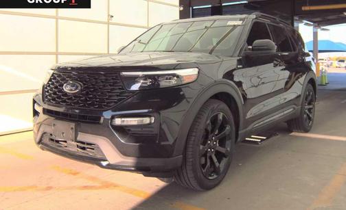 2024 Ford Explorer ST-Line