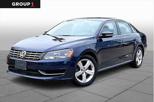 2013 Volkswagen Passat 2.0 TDI SE w/ Sunroof
