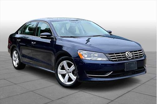 2013 Volkswagen Passat 2.0 TDI SE w/ Sunroof