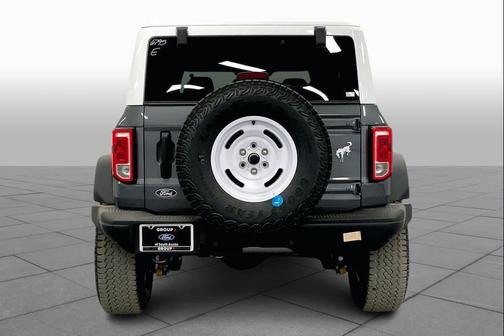 Carbonized Gray Metallic 2026 Ford Bronco Heritage Edition