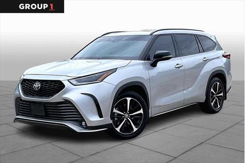 2022 Toyota Highlander XSE
