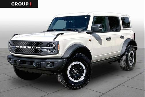 Desert Sand 2025 Ford Bronco Badlands