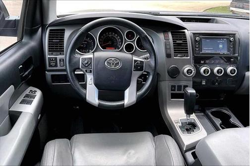 2014 Toyota Sequoia SR5
