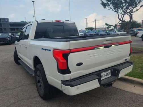 2023 Ford F-150 Lightning LARIAT