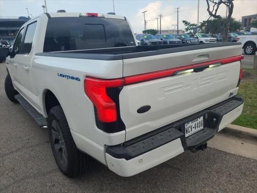 2023 Ford F-150 Lightning LARIAT