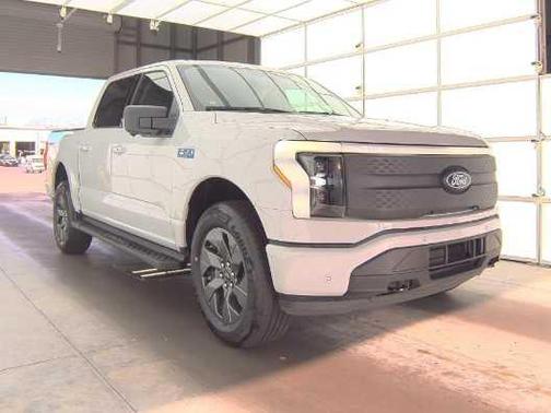 2024 Ford F-150 Lightning Flash