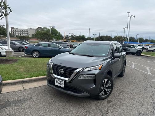 2021 Nissan Rogue SV