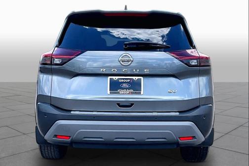 Gun Metallic 2021 Nissan Rogue SV